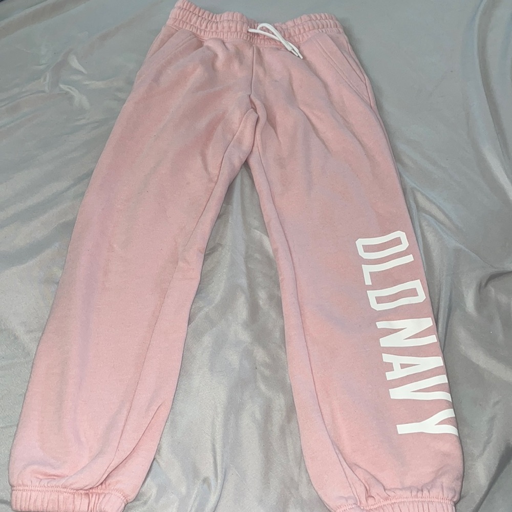 Kids pink Old Navy sweatpants. Size US 8